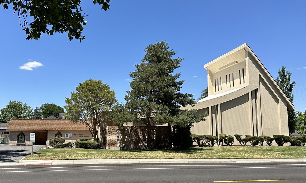 Temple Emanu-El on Manzanita Lane